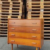 Vintage chest of drawers