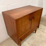 vintage chest of drawers / cabinet