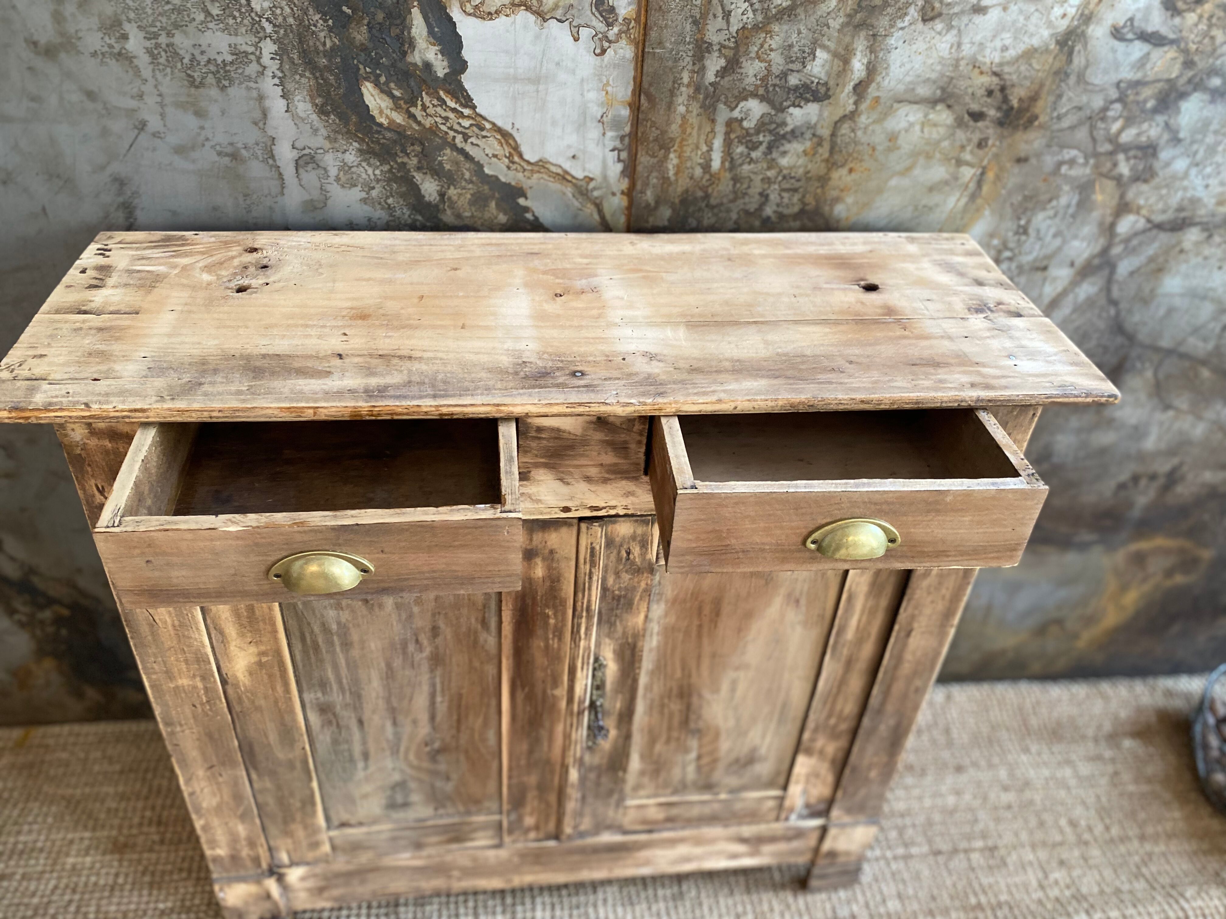 Parisian buffet in raw wood