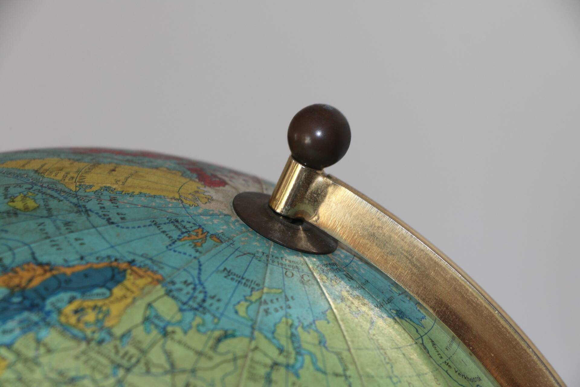 Globe terrestre lumineux TARIDE verre 1966