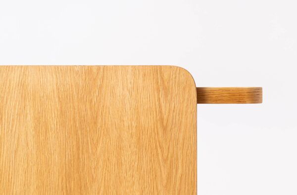 Bureau postmoderne, table à écrire par Bohumil Landsman, placage de chêne, années 1970