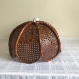 Suspension fleur rotin