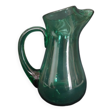 Pichet en verre vert XXème