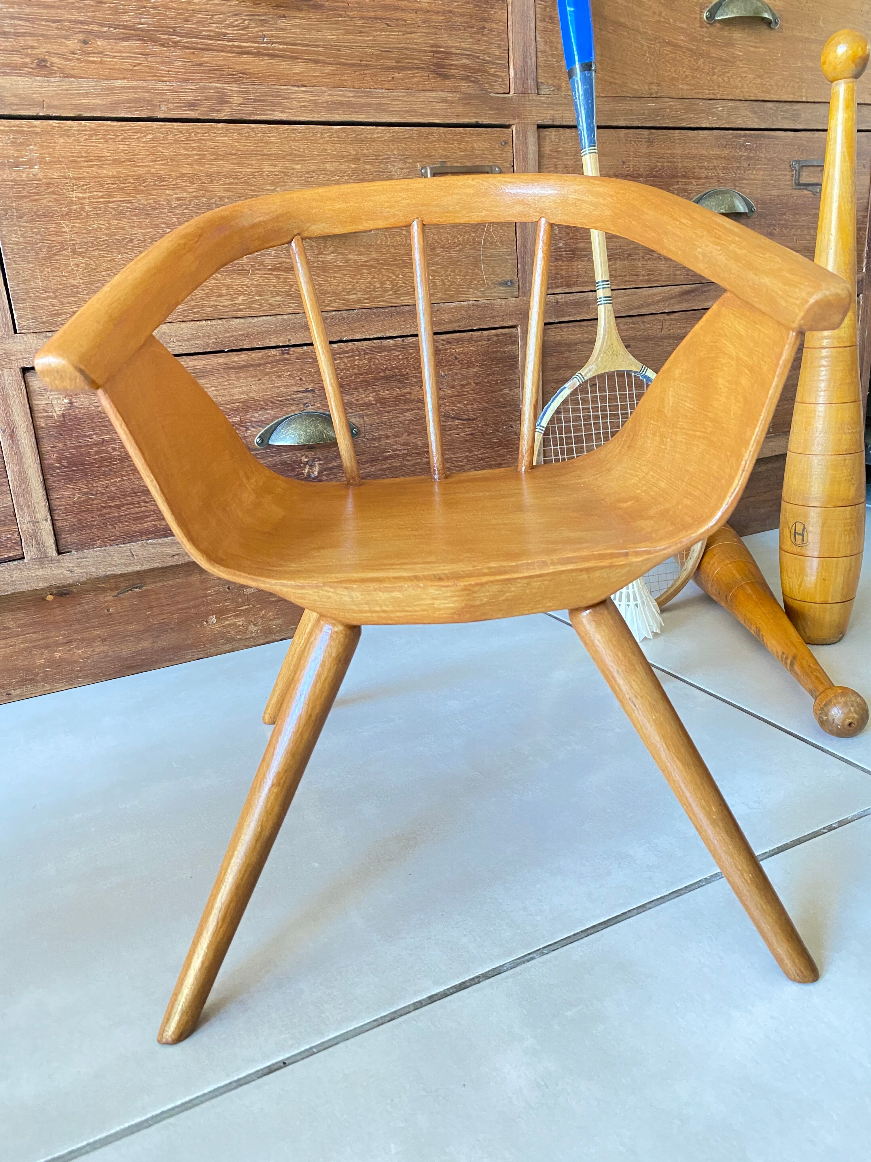 Ensemble bureau et fauteuil enfant Baumann