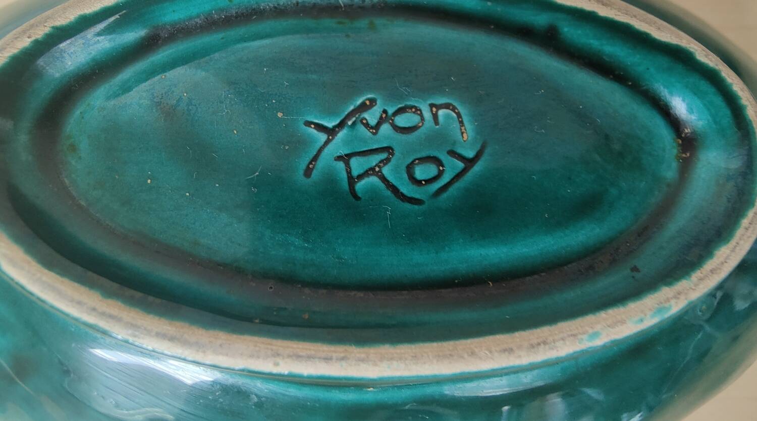 Yvon Roy ceramic pocket emptier