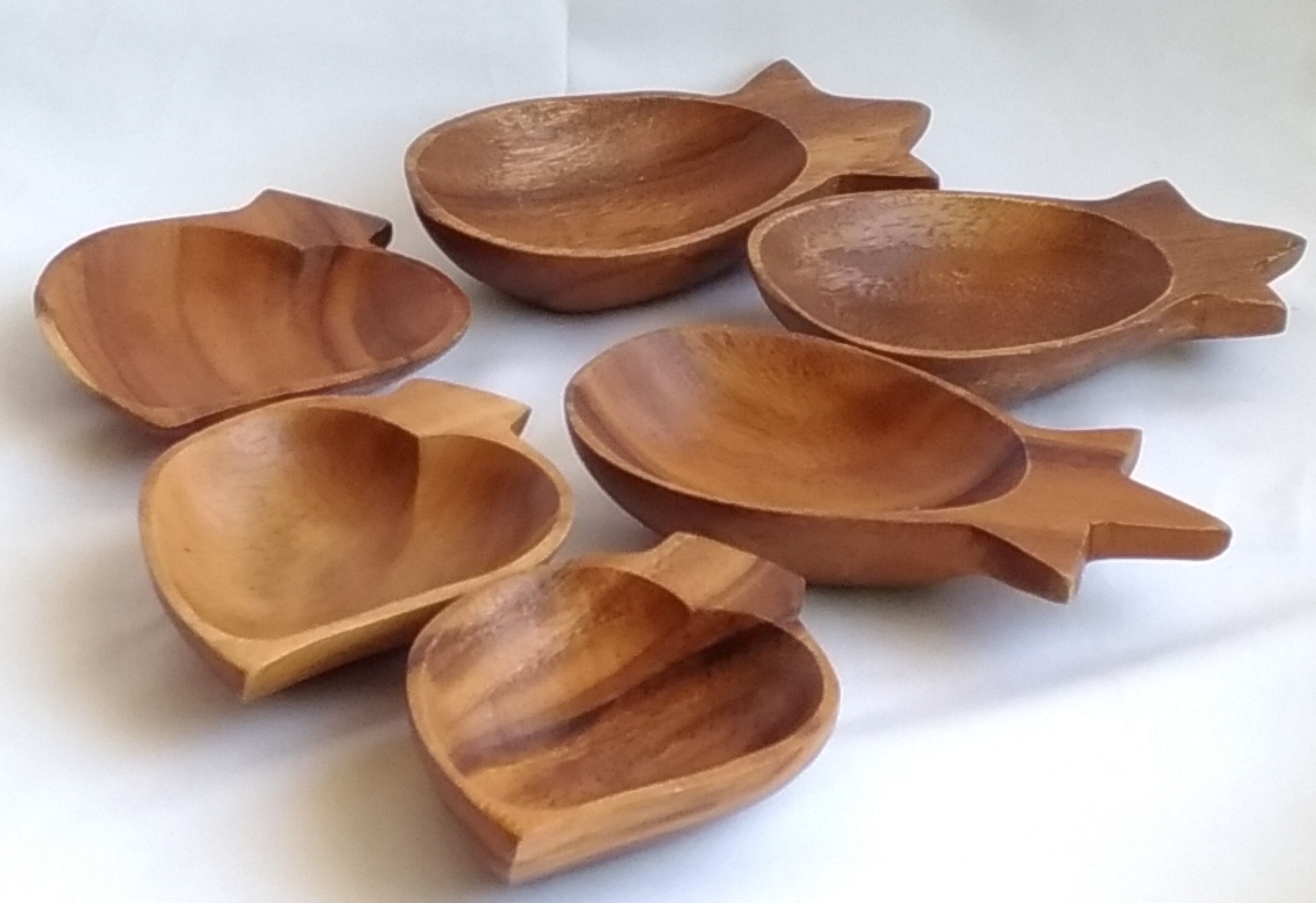 Vintage wooden cups 12 & 15cm