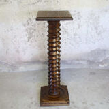 Fifth wheel press screw