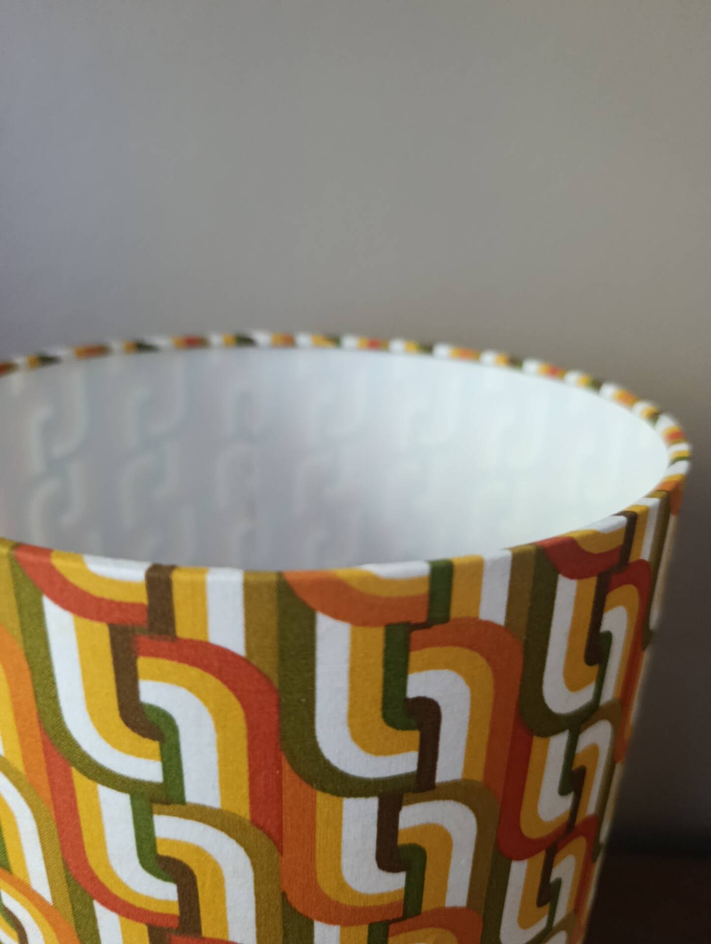 Seventies spirit lamp | psychedelic green/orange lampshade