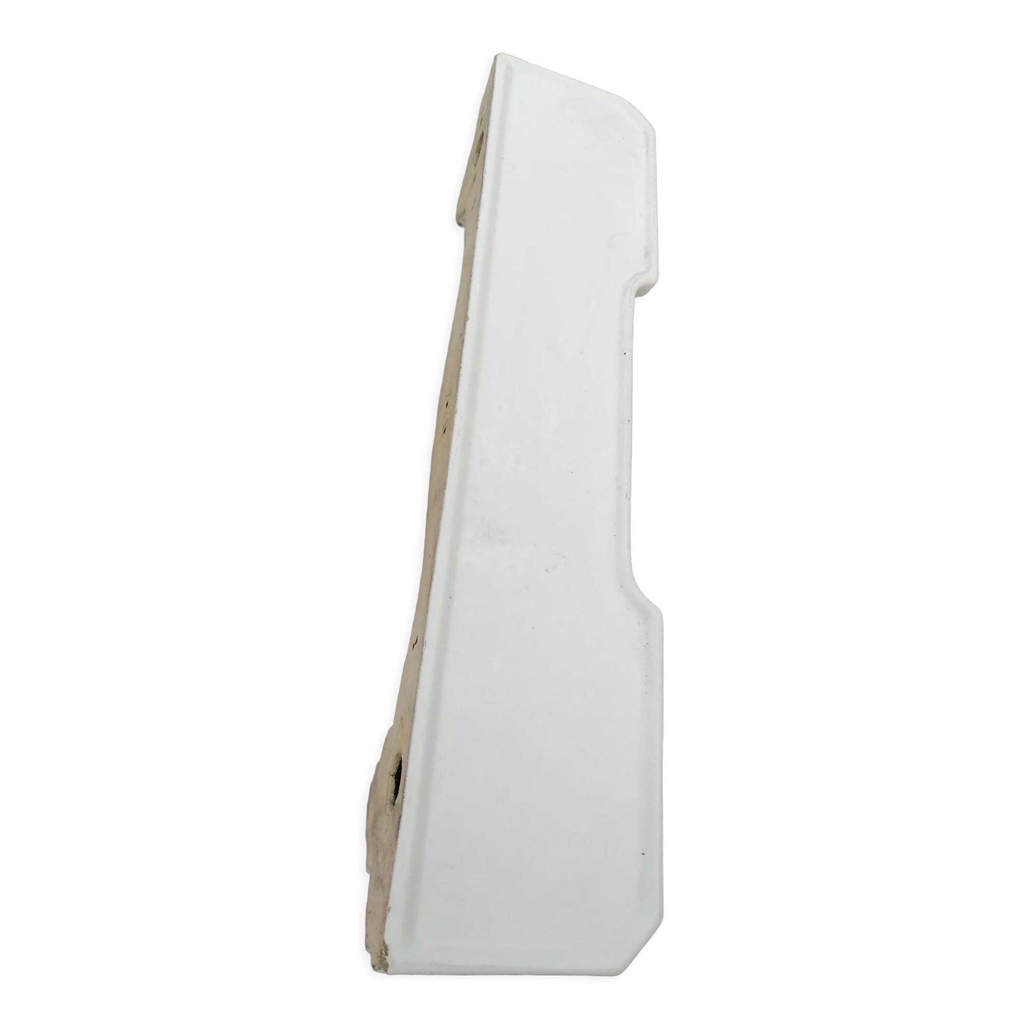 Bathroom shelf in antique ceramic
