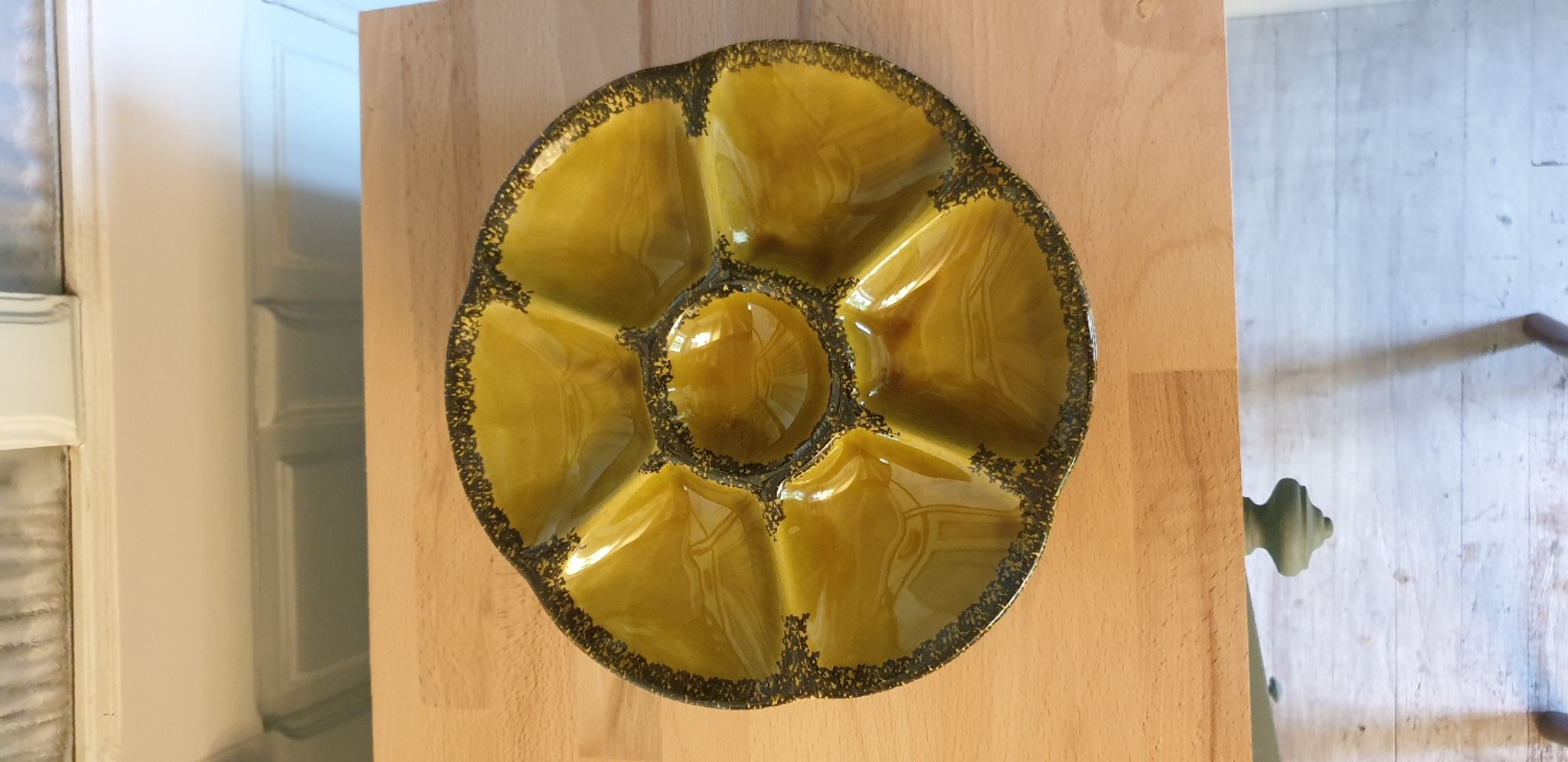 Gien oyster plates