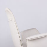 Danish armchair in White Leather and Steel, model FK 6725 or "Tulip chair" by Preben Fabricius.