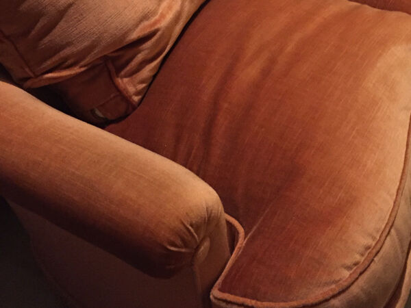 Fauteuil velours vieux rose vintage