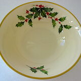 Porcelain salad with trendy holly berries - Lenox - Made in U.S.A.