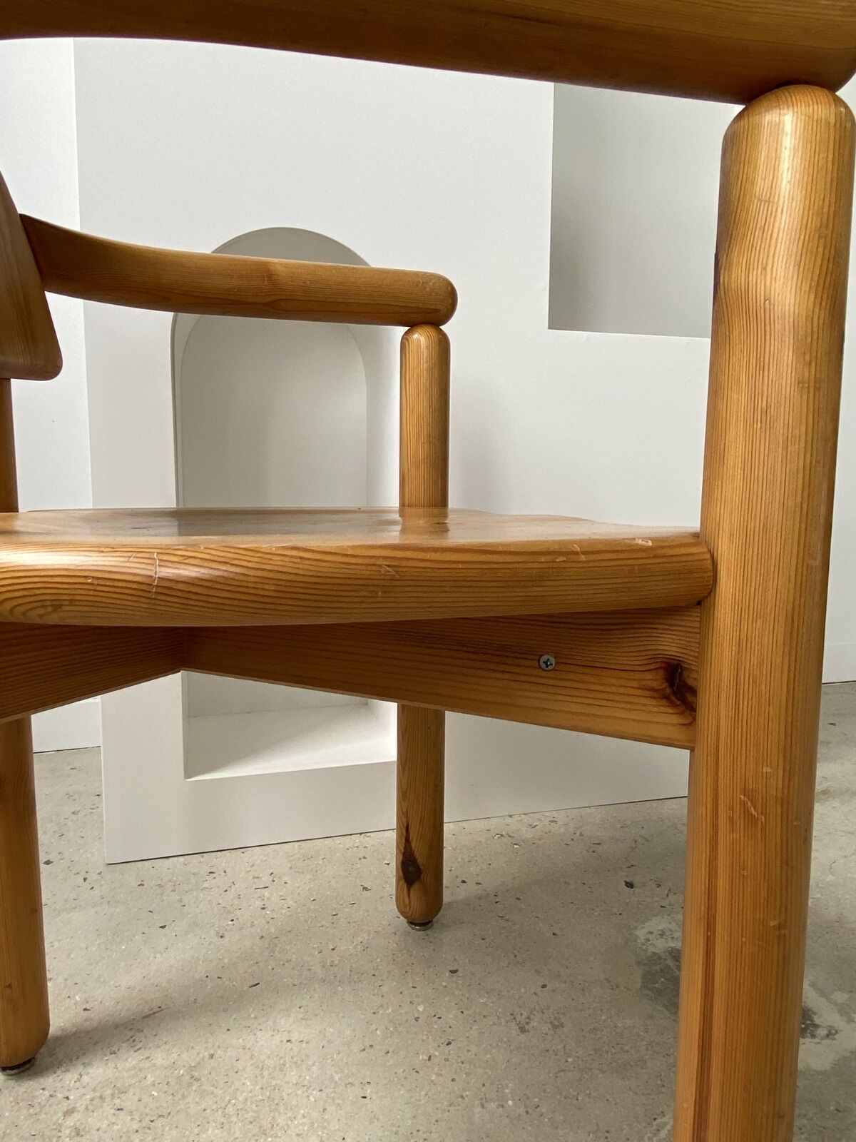 Pine armchair René Daumiller