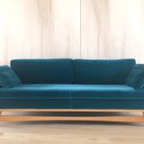 Duck blue velvet sofa, Red Edition