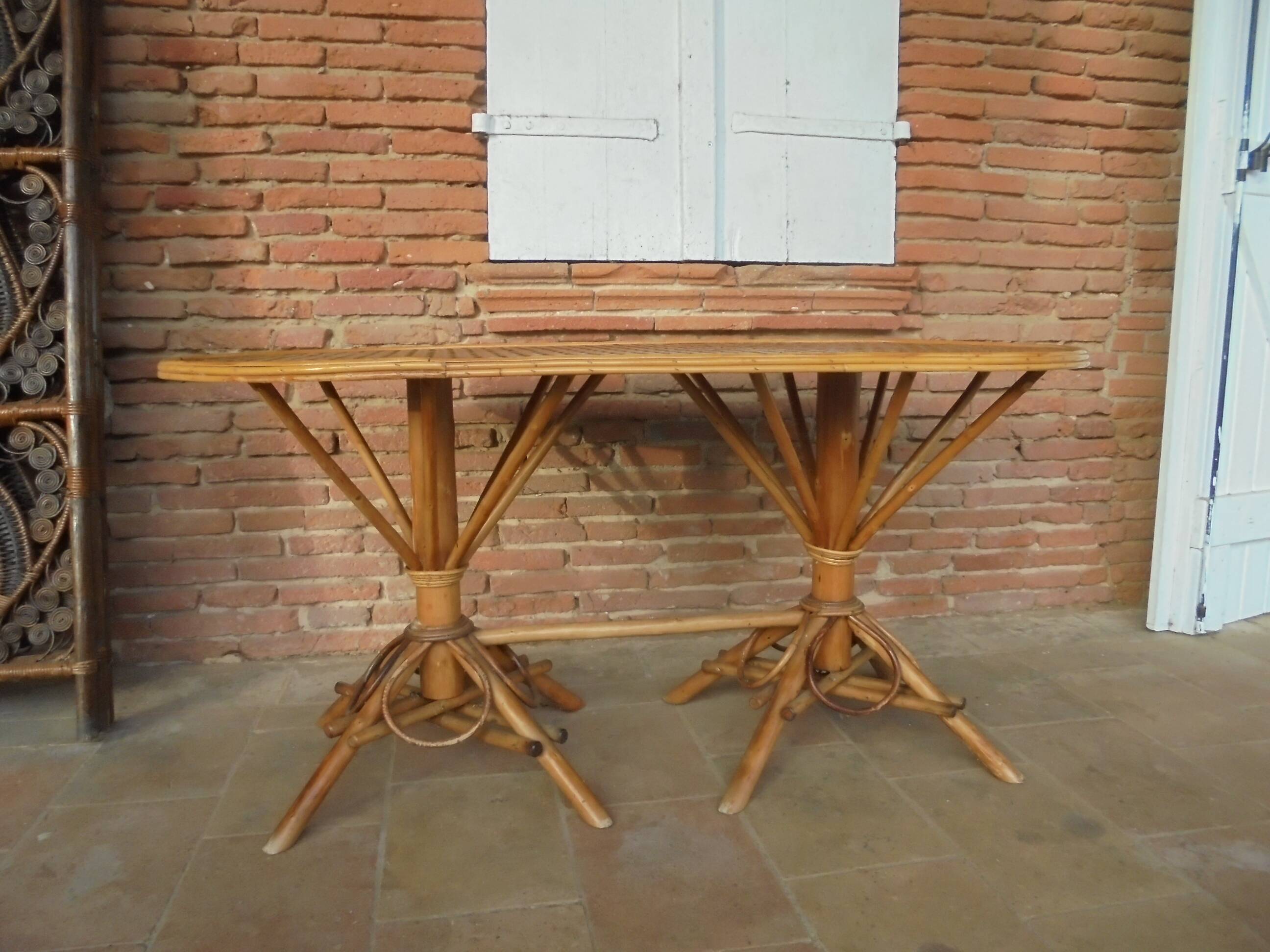 table rotin et chataignier tressé