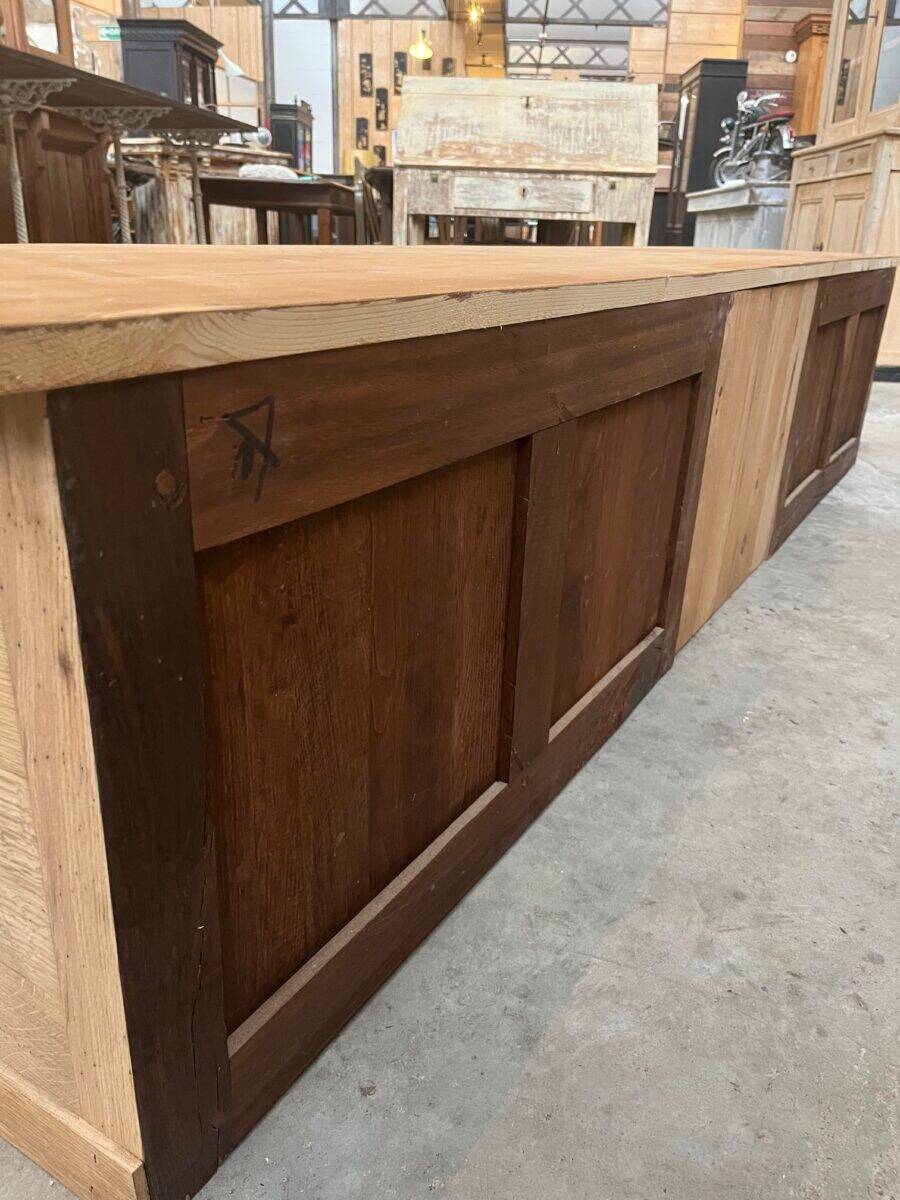 Ancien meuble de métier transformé en meuble télé