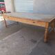 Grande table de communauté en chêne et sapin
