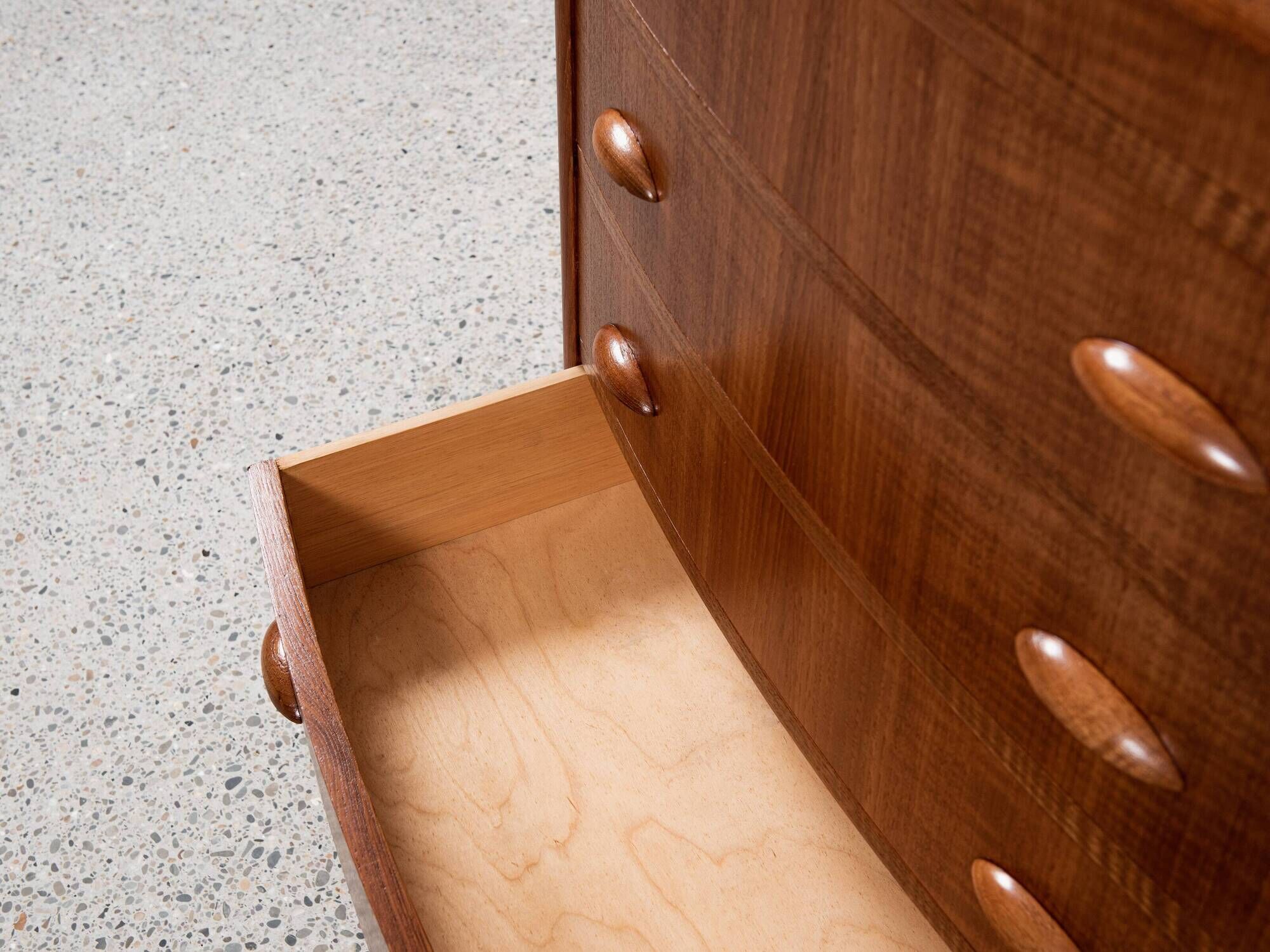 Midcentury Danish chest of 6 drawers in teak 1960s - bowed front