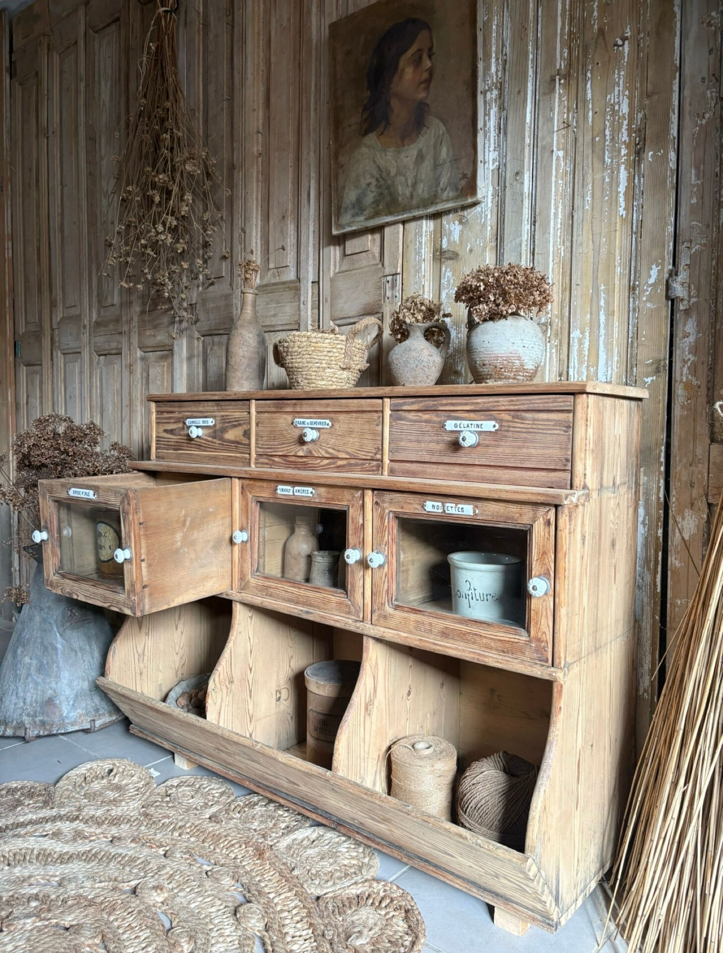 Ancien Meuble Grainetier D’épicerie – Tiroirs, Vitrines & Plaques Émai