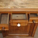 Toilet furniture in pitchpin