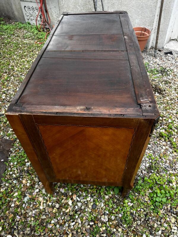 Commode style transition Louis XV - Louis XVI du 19 e siècle