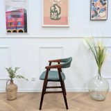 Green Scandinavian chair