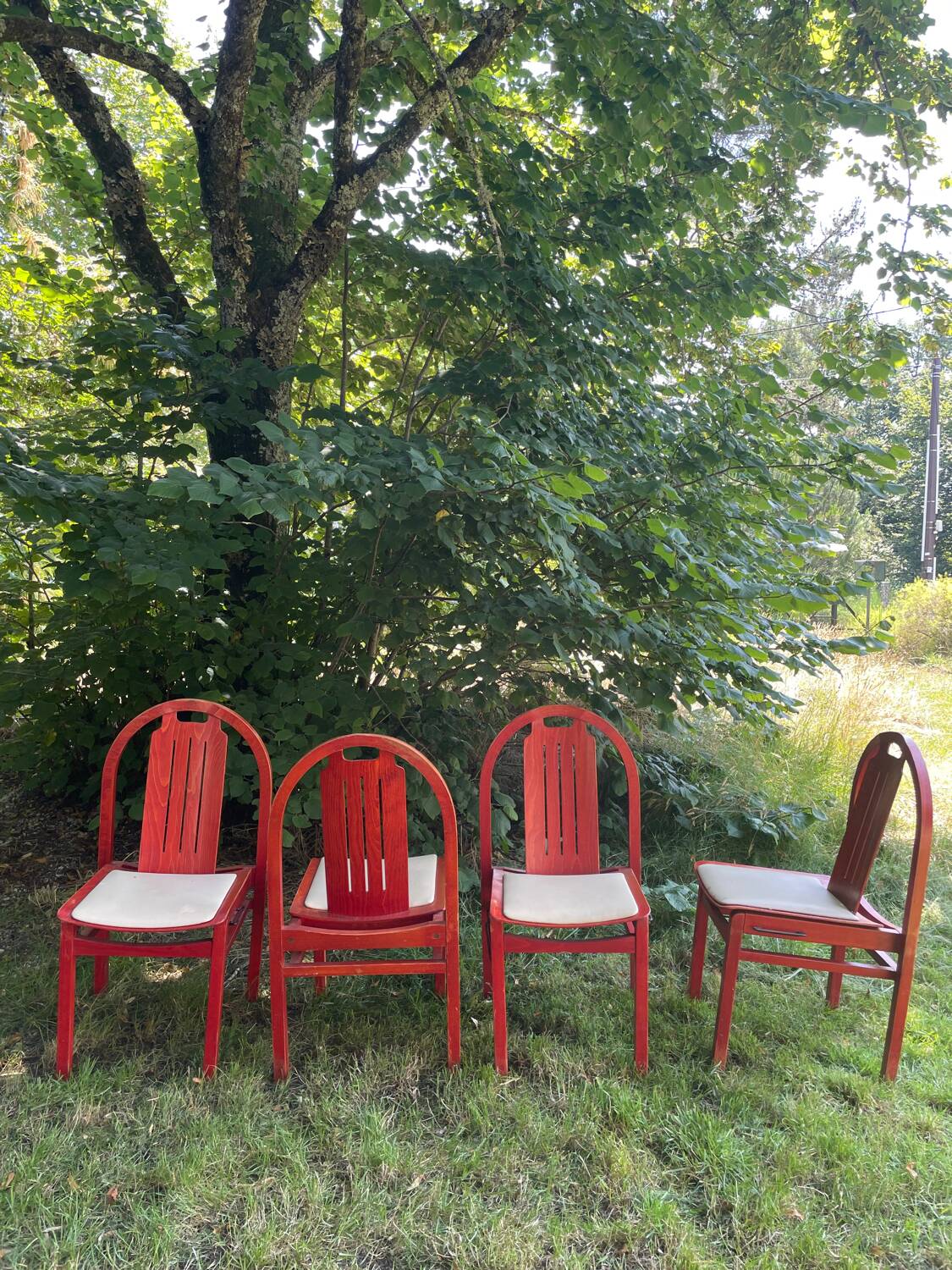 4 chaises bois rouge Baumann Argos