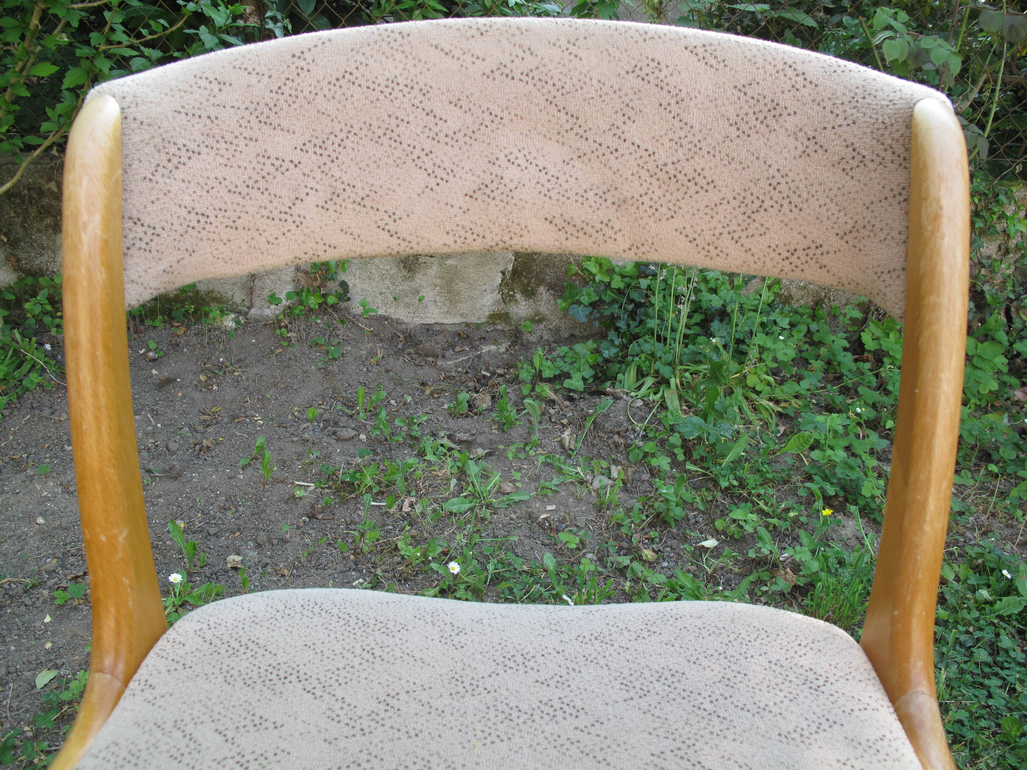 Series of 4 scandinavian chairs