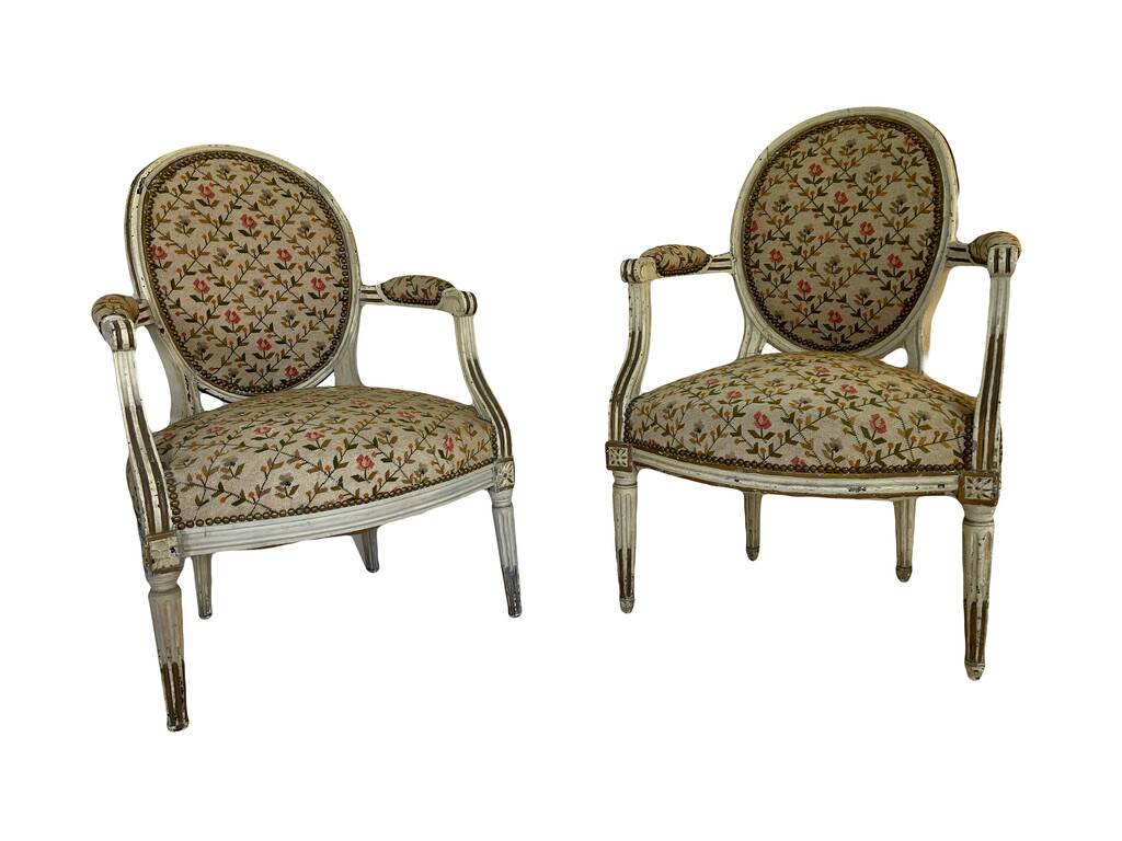 Ensemble de fauteuils médaillon époque Louis XVI, 18ème