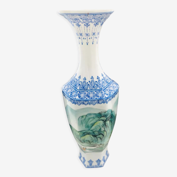 Japanese eggshell vase