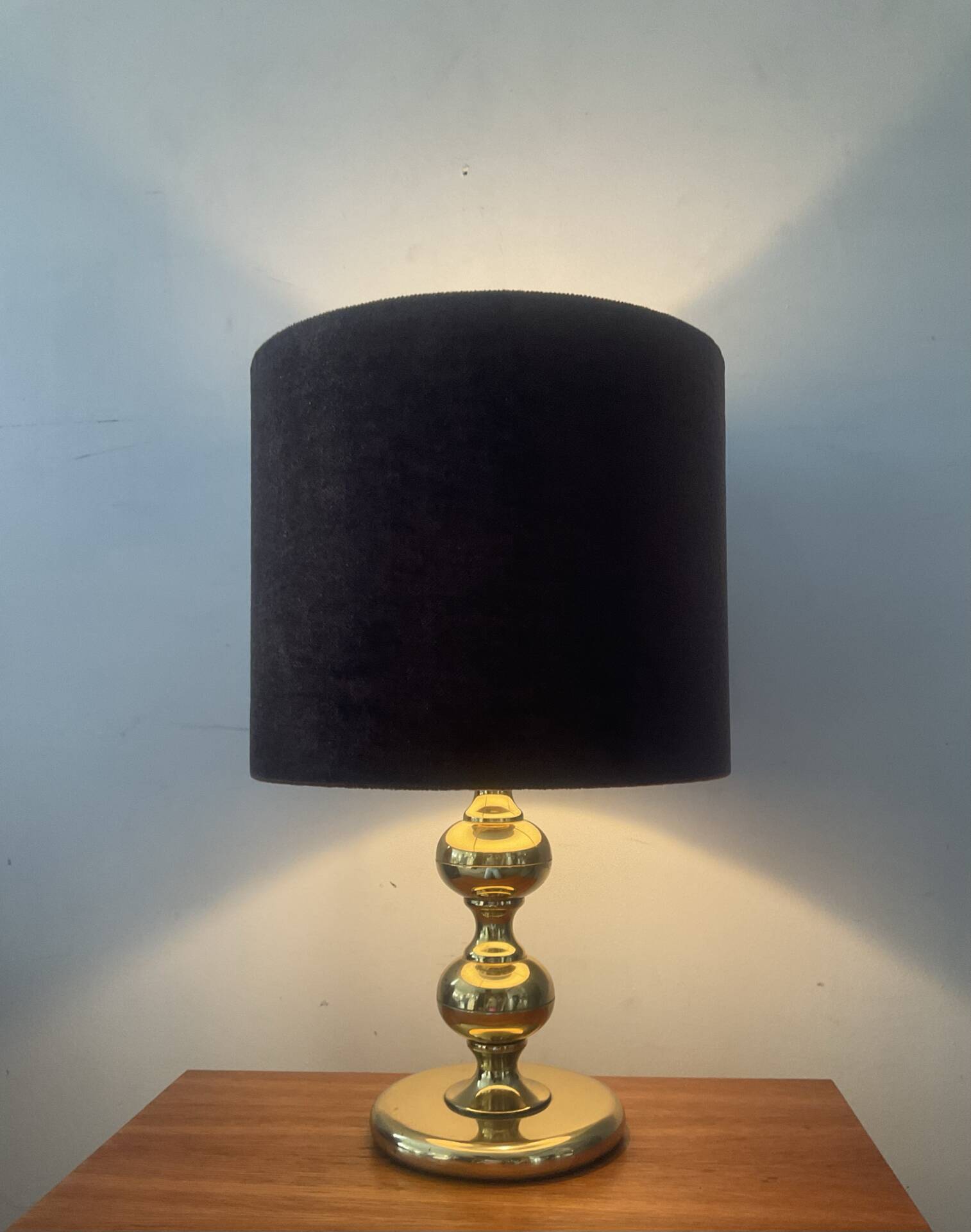Brass lamp from the 60s-70s.