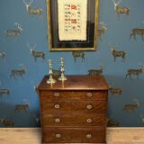Petite commode ancienne