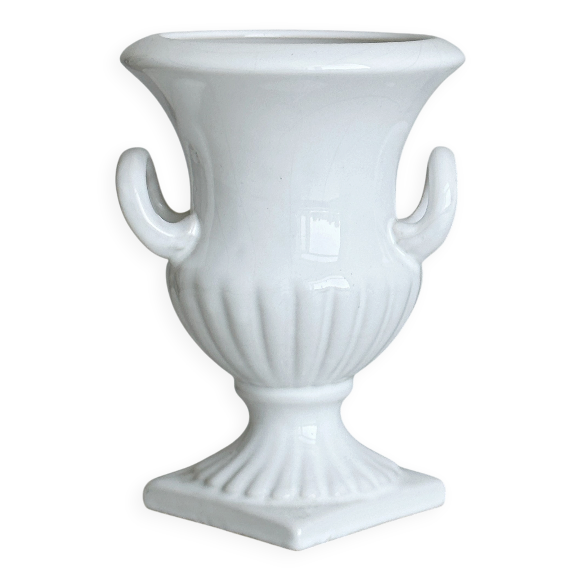 Cache-pot, white vase