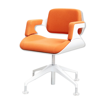 Zaha Hadid conference armchair Silver S101 for Interstuhl