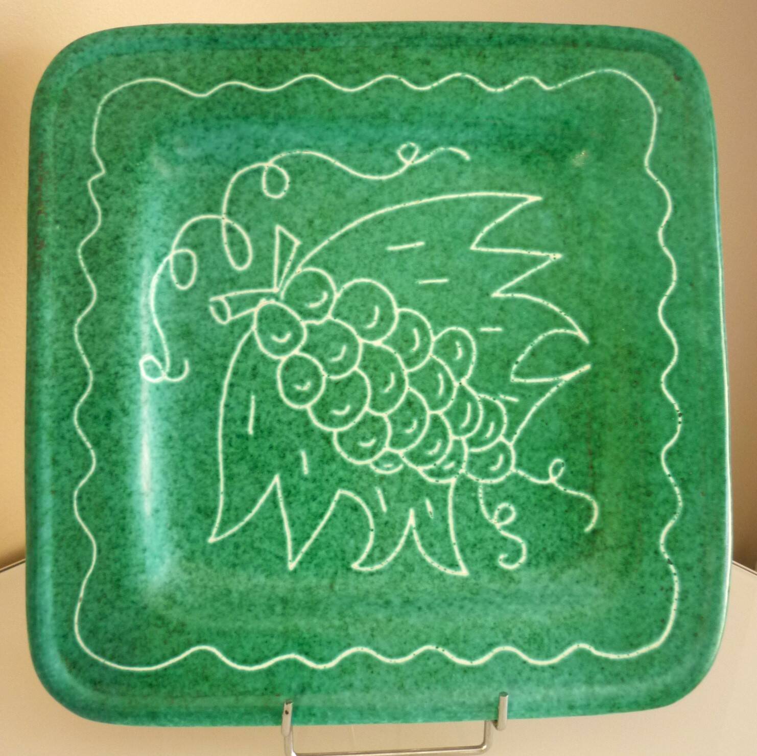 Square dish in glazed ceramic, scarified, signed Jacques Sagan Vallauris,