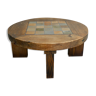 Table basse ronde en pin et carreaux de grès
