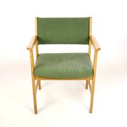Fauteuil en chêne et velours années 60