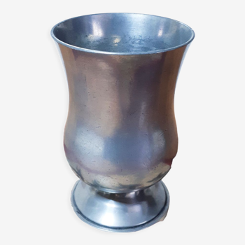 Vase , pewter cup " Le Ingot"