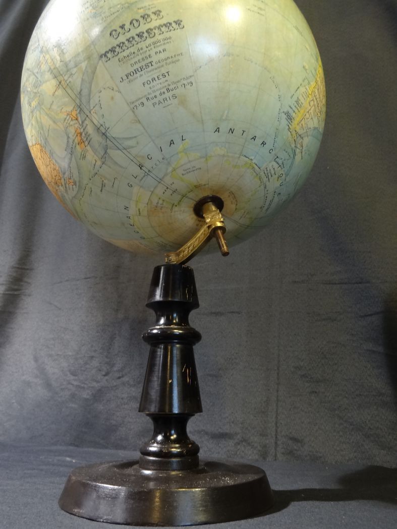 Globe Forest early XXth diameter 37 cm