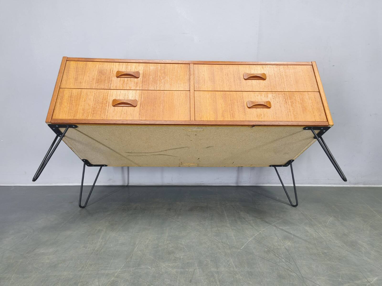 Mid-Century Danish Sideboard with Teak Veneer and Hairpin Legs, 1960