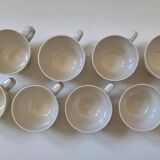 Huit tasses à moka en faïence de Mila aux motifs berbères
