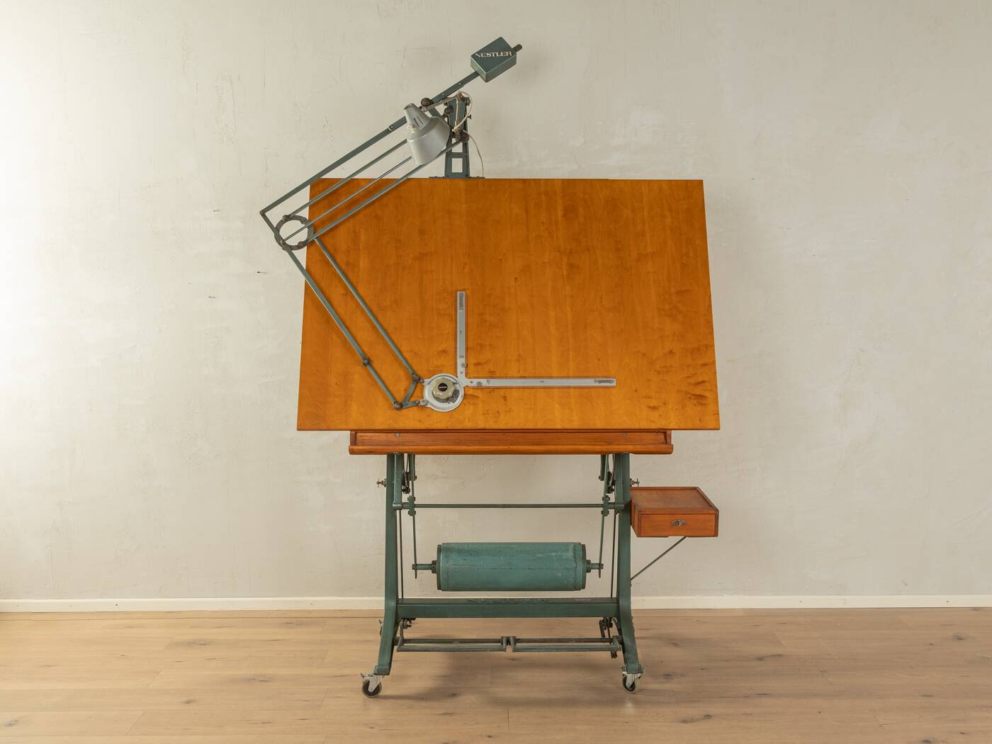 Table d'architecte des années 1950, Nestler
