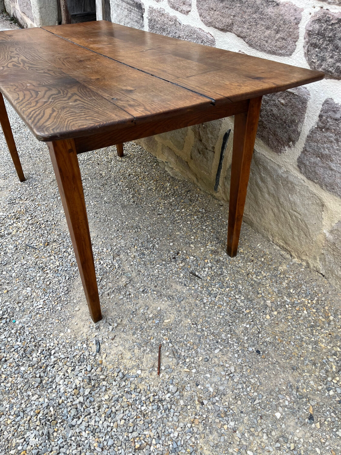 Farmhouse table