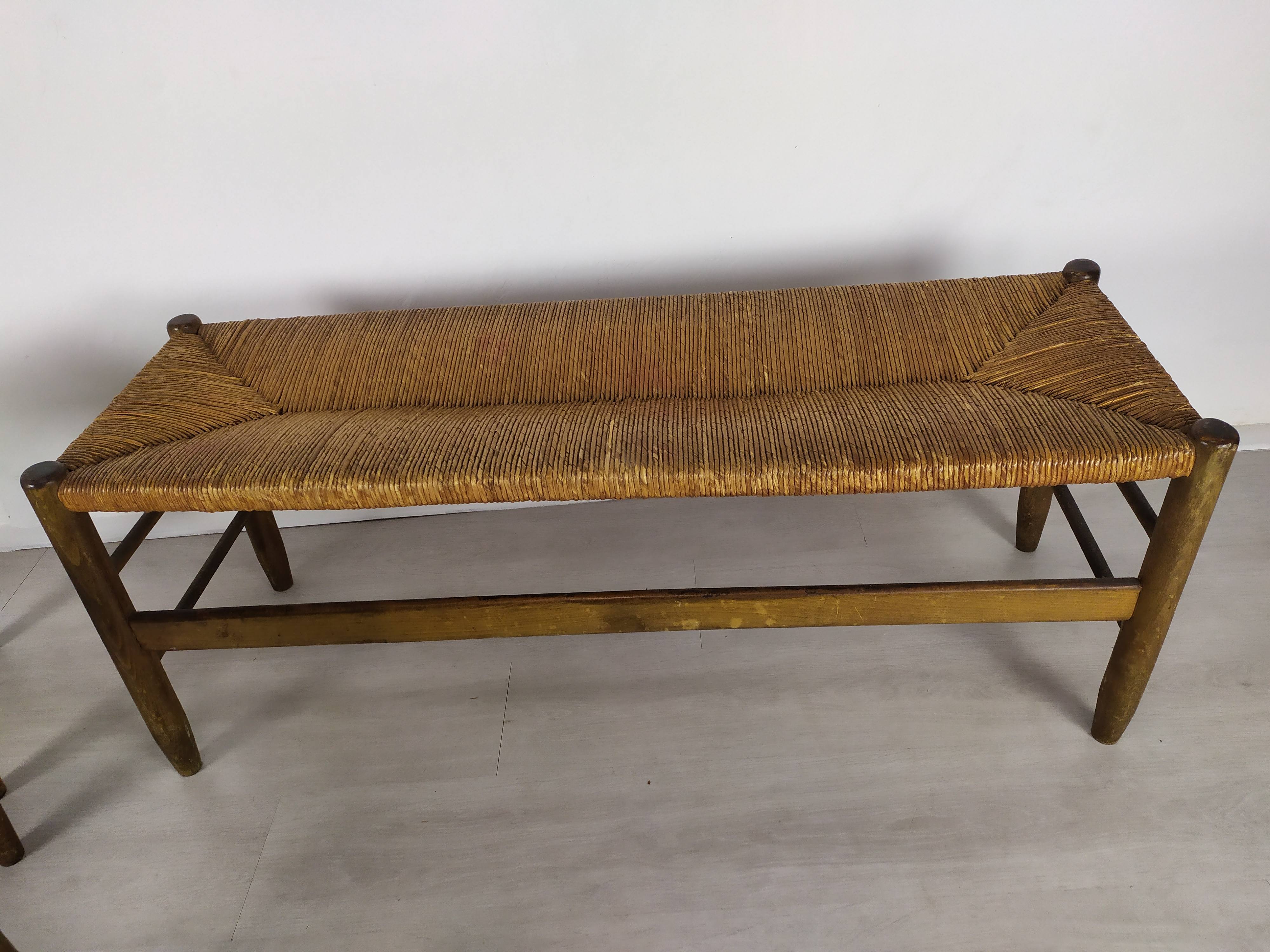 Tabourets et banquette paillé