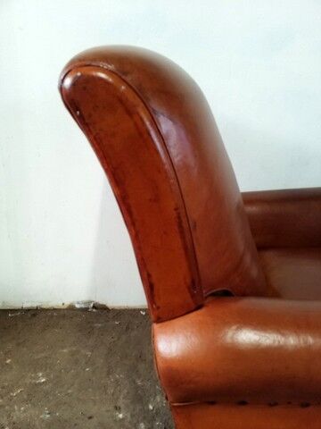 Club chair right back