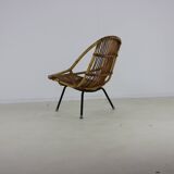 Three legged dutch design rattan easy chair by D. van Sliedregt