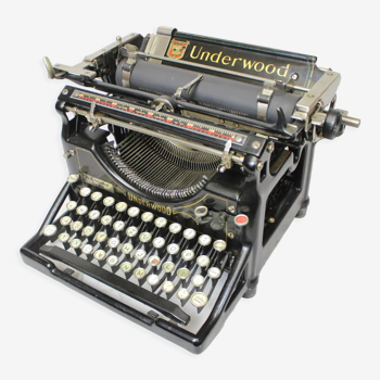 Machine à écrire restaurée Underwood États-Unis années 1920