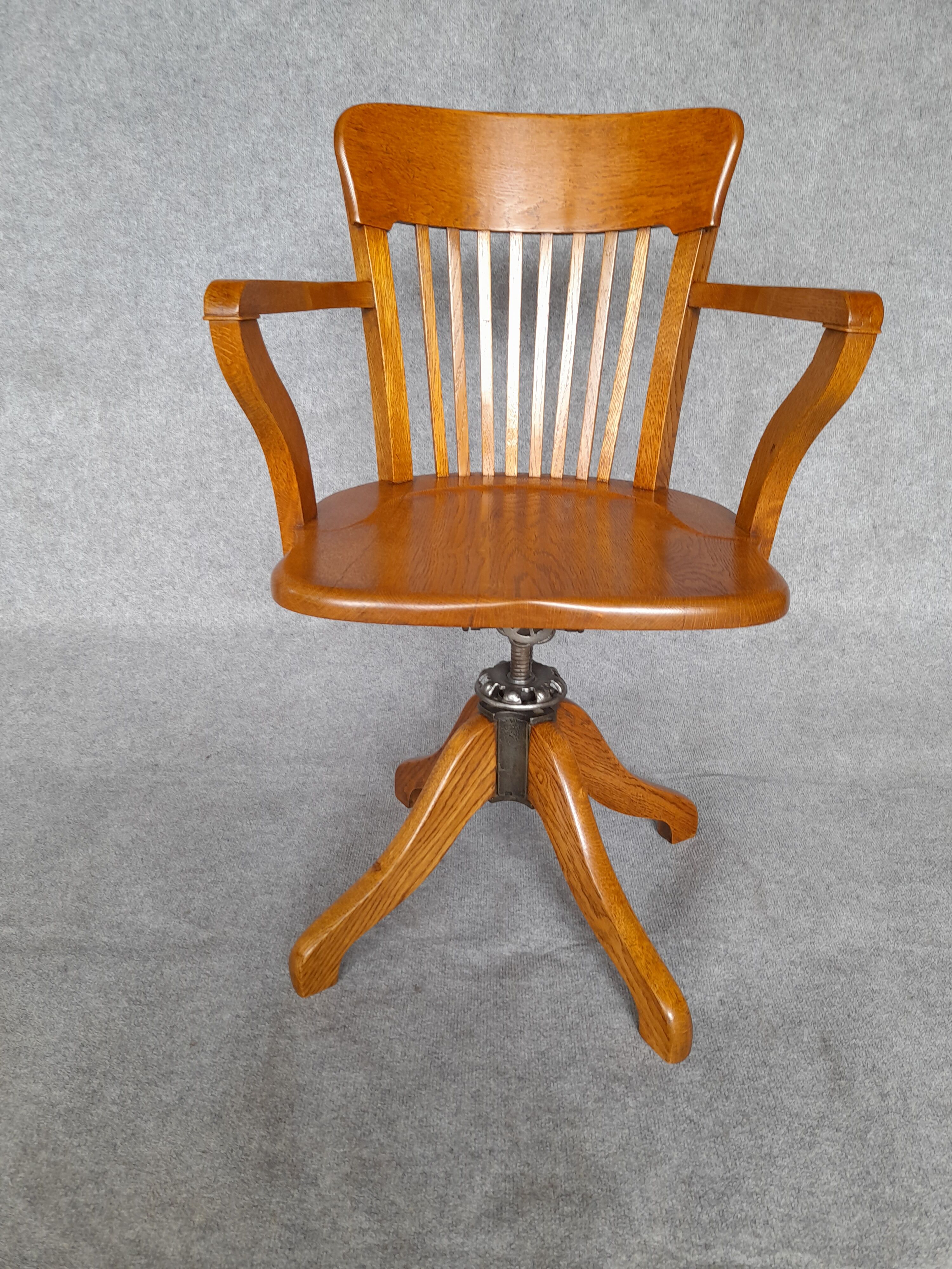 1940 american rotating desk chair