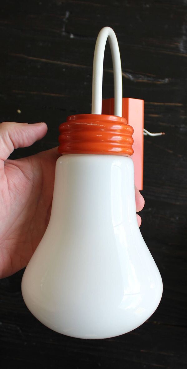 Ancienne paire d'appliques design 70 orange forme d'ampoule vintage